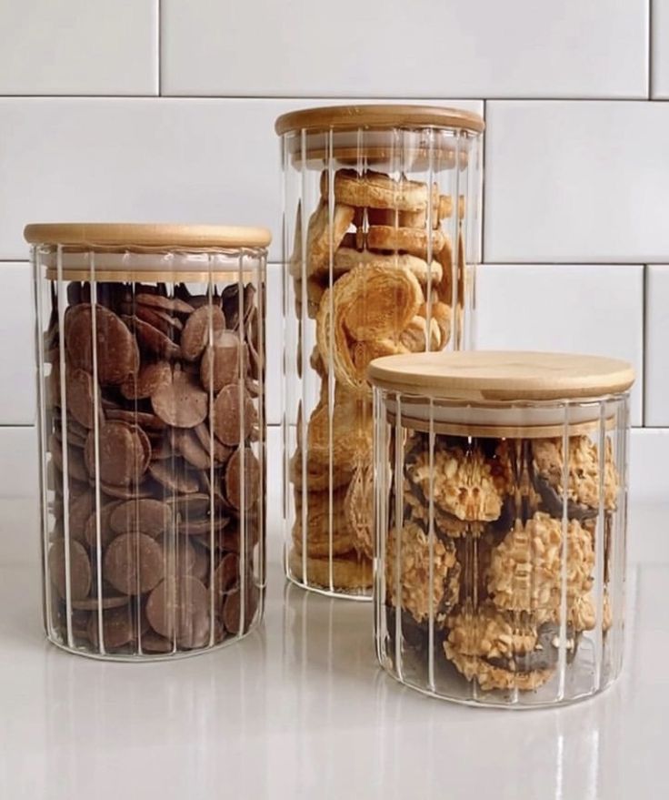 WhatsApp Image 2025-09-24 at 5.21.41 PM (1) 3 Pcs Set Glass Jas Step Design - Image 1