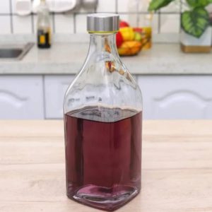 1 Liter Glass Water Bottle Square 001