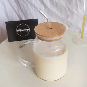 Round Juice Pot Wooden Lid And Straw